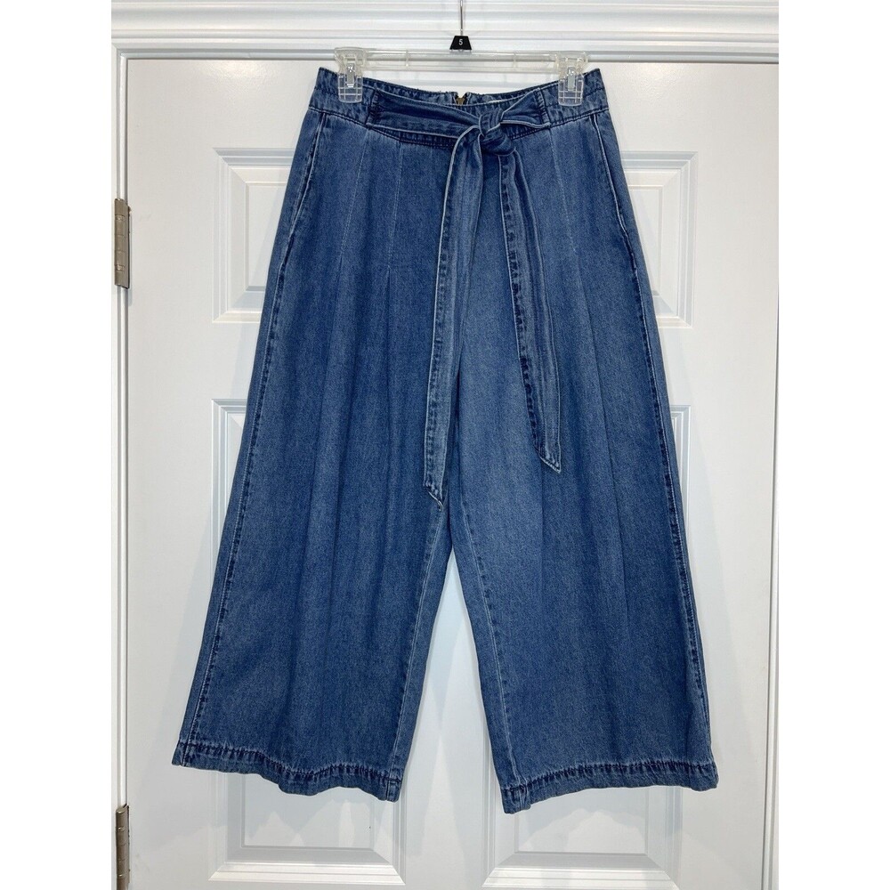 Universal Thread Womens High Rise Wide Leg Cropped Belted Denim Jeans  8/29